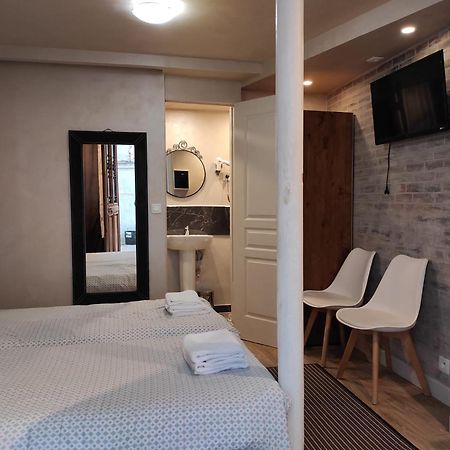 Hotel Clermont Montmartre Paris Exteriör bild